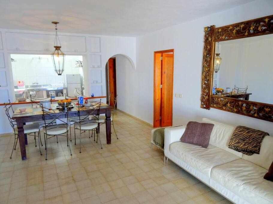 Casa Descanso Con Jacuzzi En Playa Quemada Exterior foto